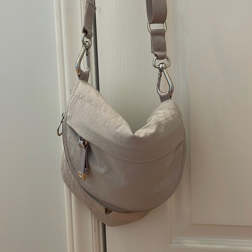 COPY - Lululemon All Night Festival Bag, Gray